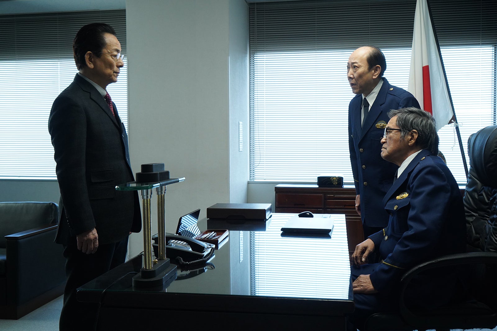 水谷豊、小野了、片桐竜次「相棒season22」第17話より（C）テレビ朝日