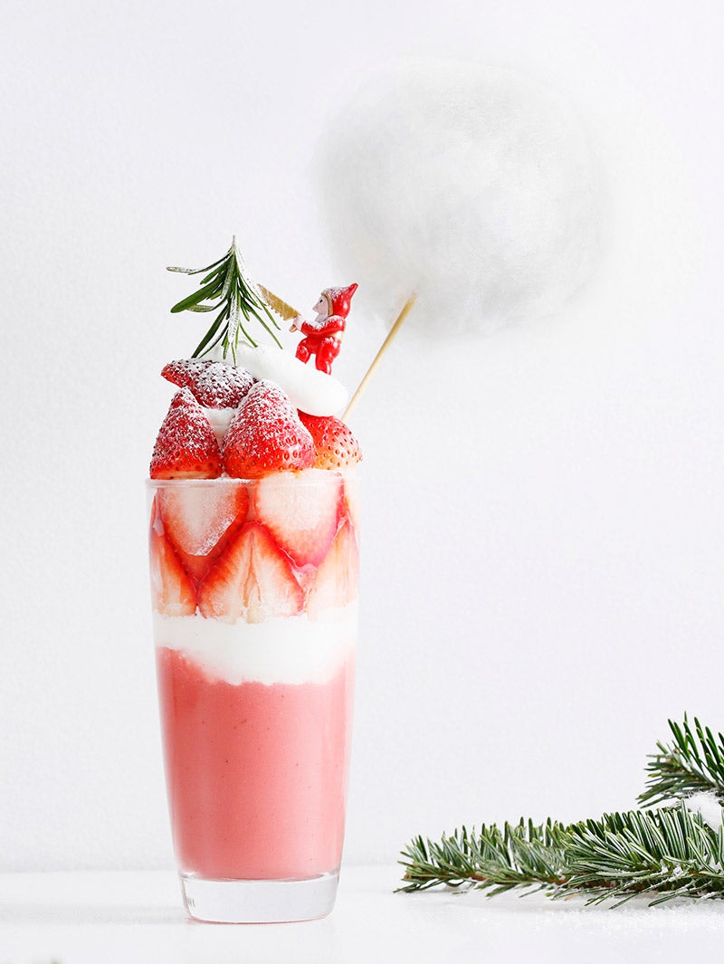 コットンキャンディーボンボンスムージー スノーストロベリー／画像提供：コンテンポラリープランニングセンター