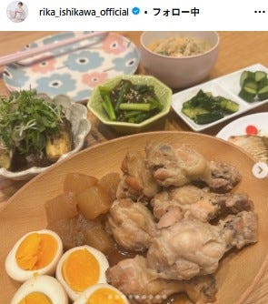 石川梨華Instagramより