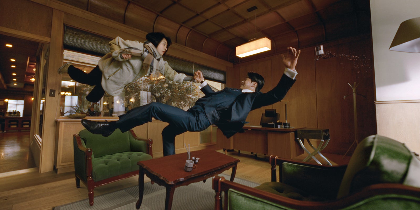 ハン・ヒョジュ、小栗旬「匿名の恋人たち」本編カット（提供写真）