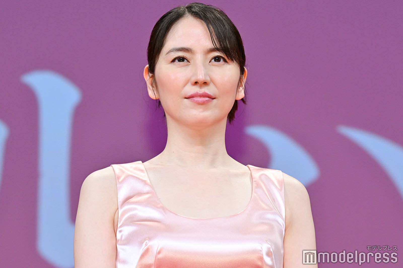 長澤まさみ 立体パネル 神々しい」長澤まさみ 透け透けブルードレスが美しすぎる…「全