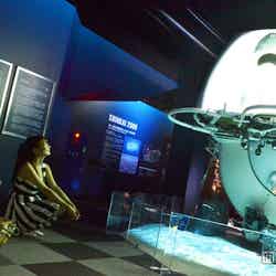 「しんかい2000」/モデル:小林さり、岡田紗佳