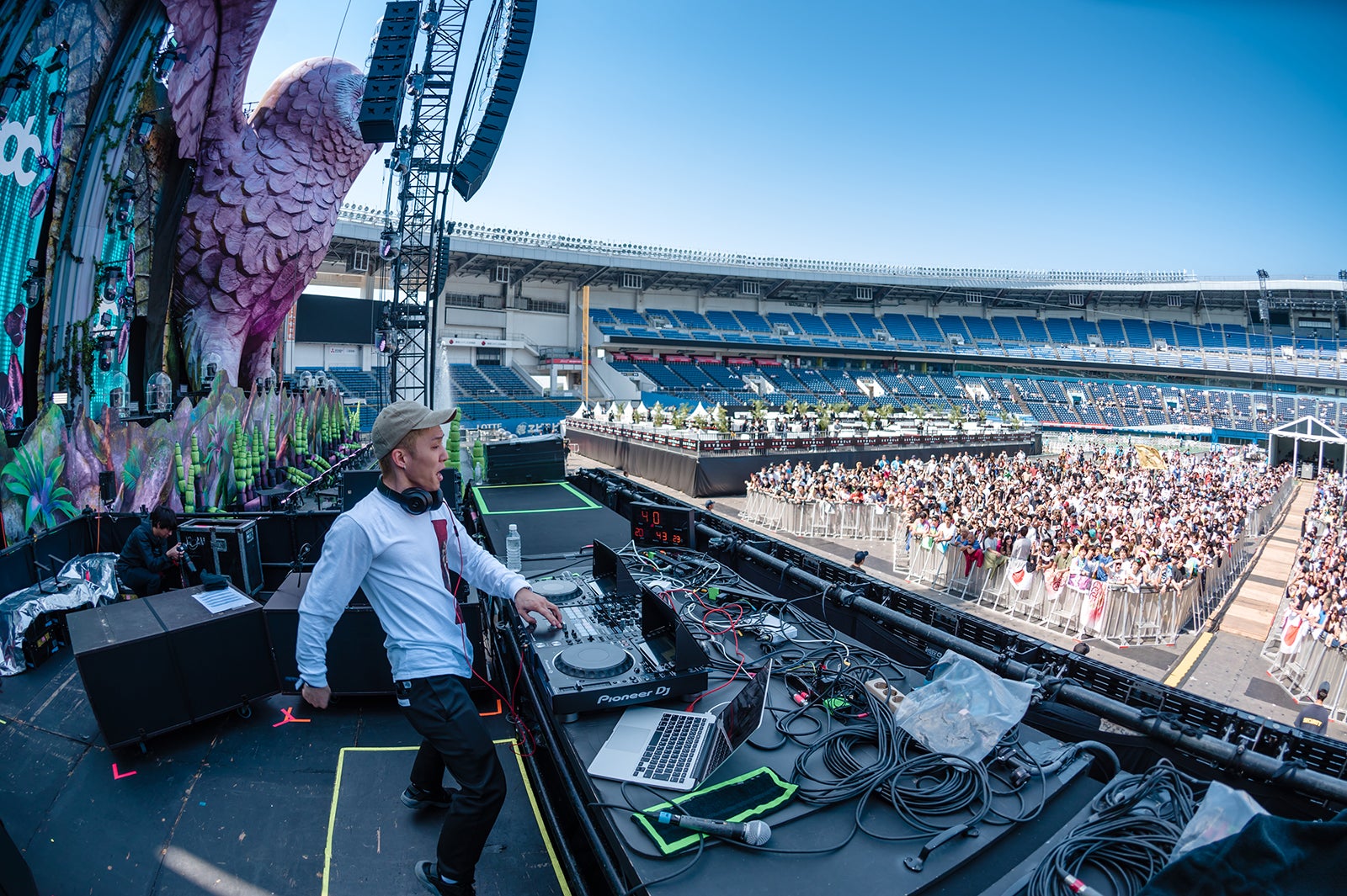 （C）The-Holy-Mountain-for-Insomniac-2