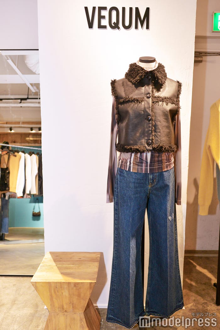 VEQUM 23AW(C)モデルプレス