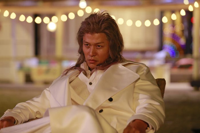 鈴木亮平(C)2021「土竜の唄」製作委員会(C)高橋のぼる・小学館