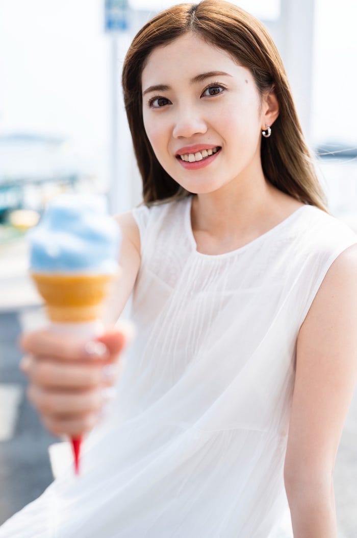 北川綾巴1st写真集より(画像添付:扶桑社)