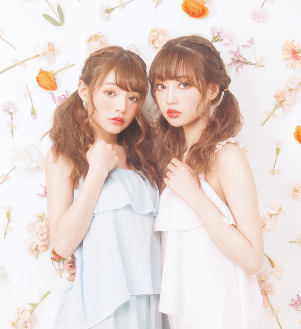 （左から）吉木千沙都、中村里砂（画像提供：徳間書店）