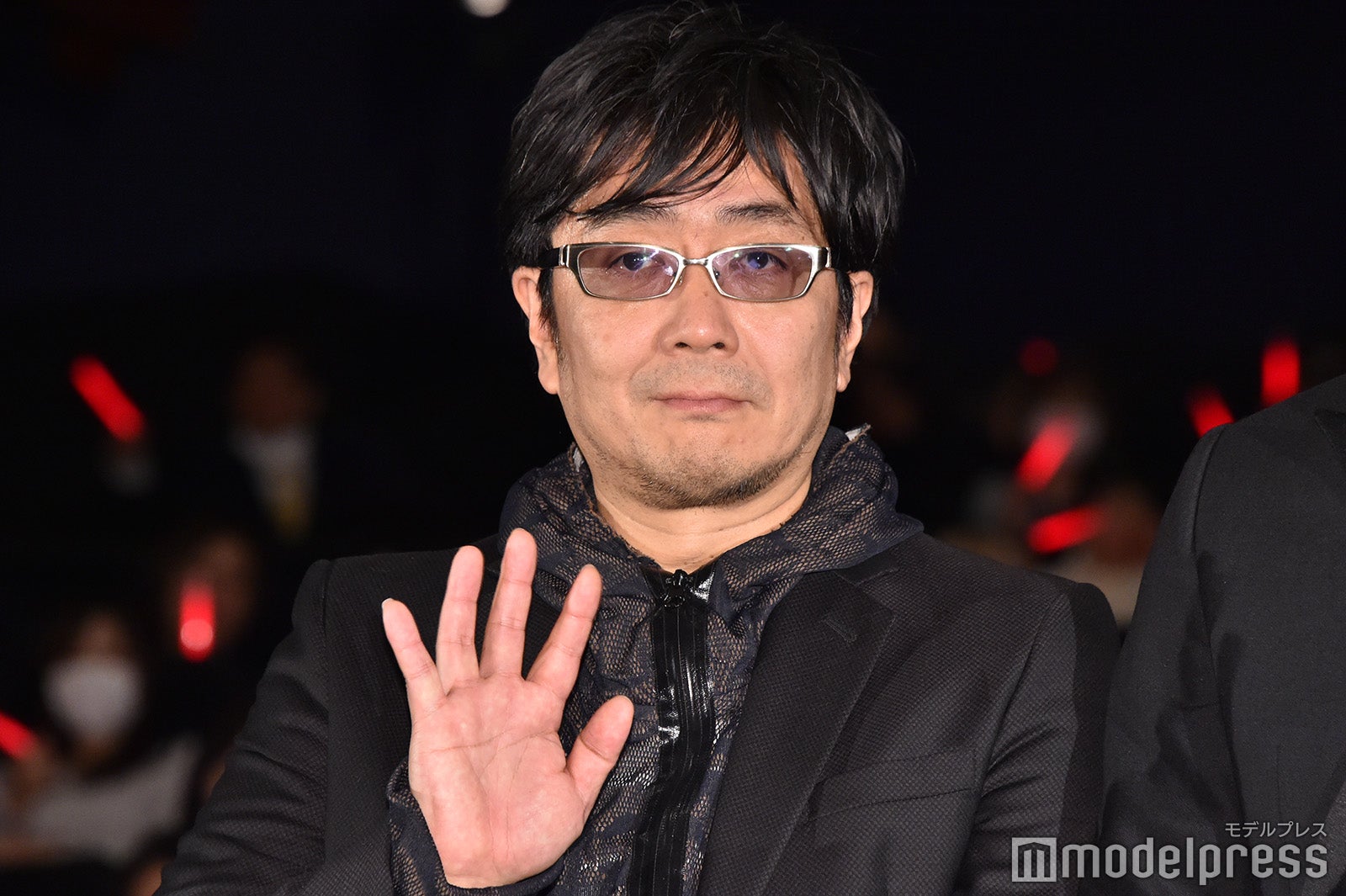 大友啓史監督 （C）モデルプレス