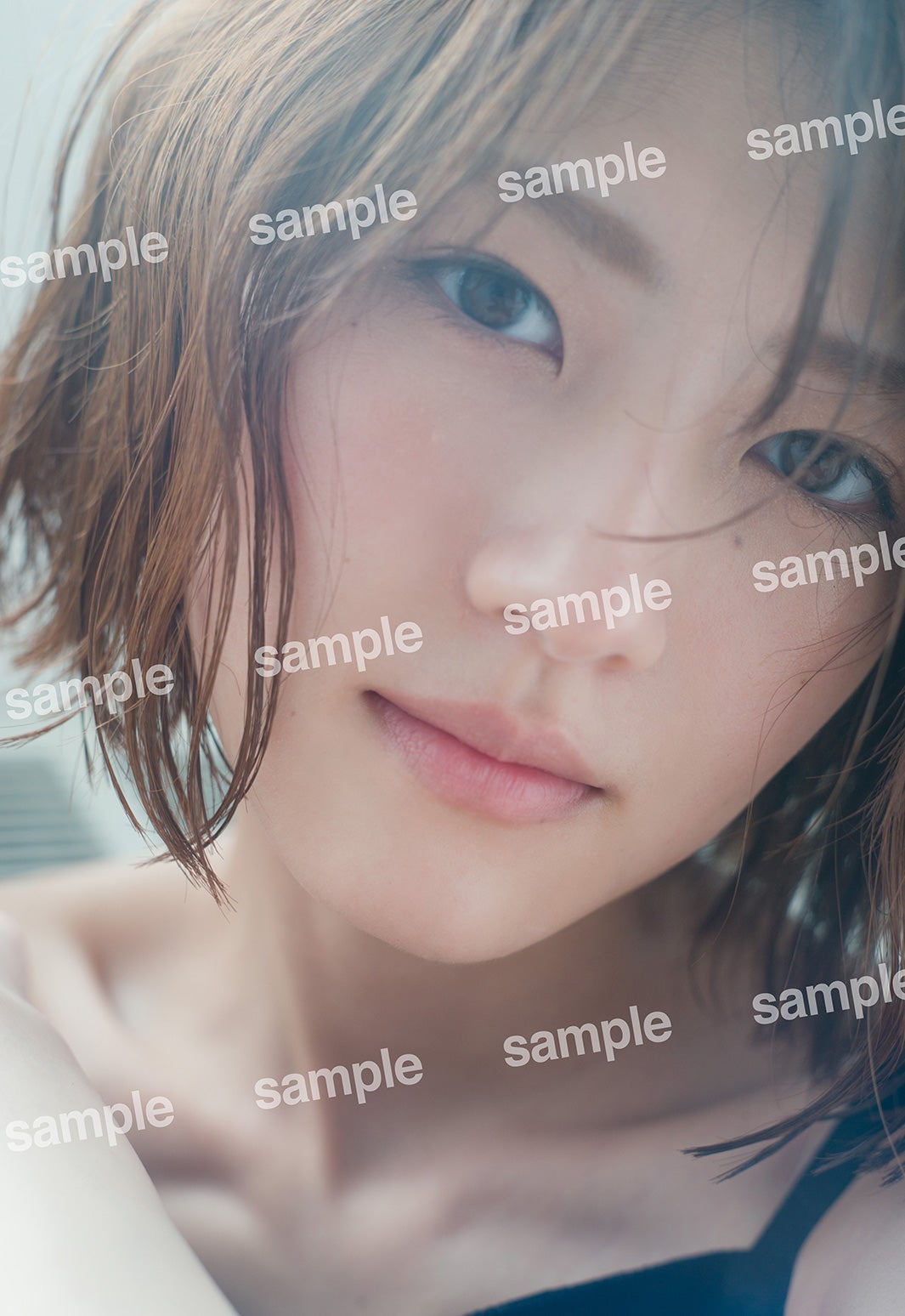 若月佑美／ランダム封入特典ポストカード（撮影／嶌村吉祥丸）