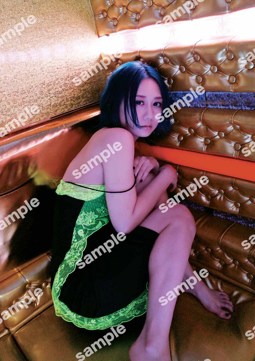 古畑奈和1st写真集「感情の境界線」（5月31日発売）楽天ブックス購入者限定絵柄／撮影：桑島智輝（C）光文社