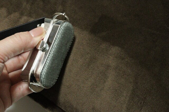 ダイソーの身だしなみが整う取り換え式2wayほこり取り