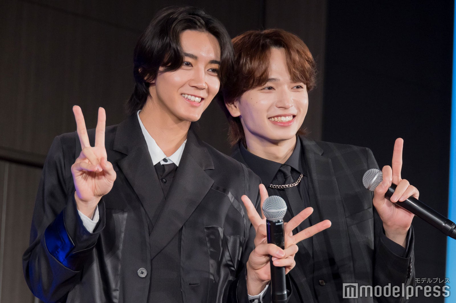 長妻怜央、鈴木曉（C）モデルプレス