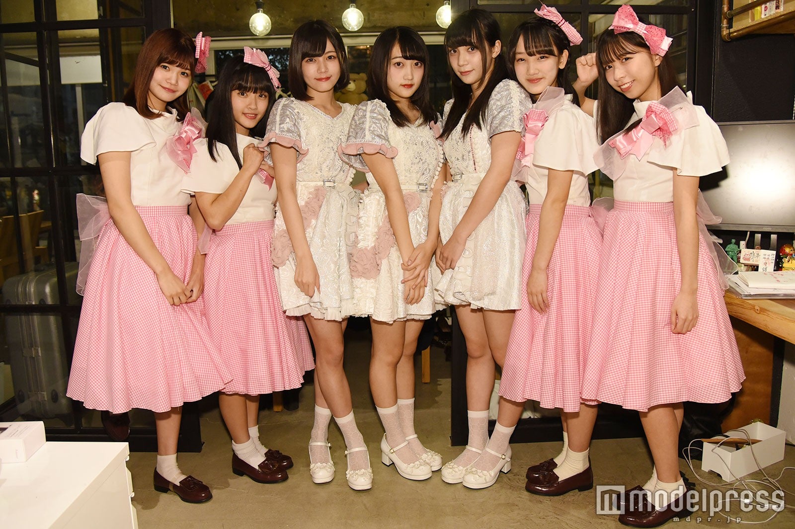 （左から）桜井りおな、金本笑瑠、白鳥優菜、寒河江らむ、星野渚、春日佳奈子、永井ゆうひ （C）モデルプレス