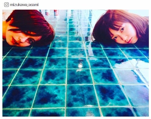 ベッキー(左)と水川あさみ(右)/水川あさみInstagramより