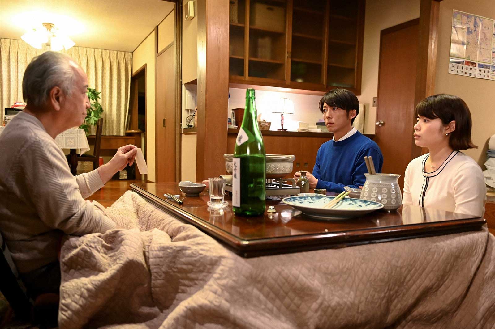 木場勝己、高橋一生、岸井ゆきの「天国と地獄 ～サイコな2人～」第7話より（C）TBS