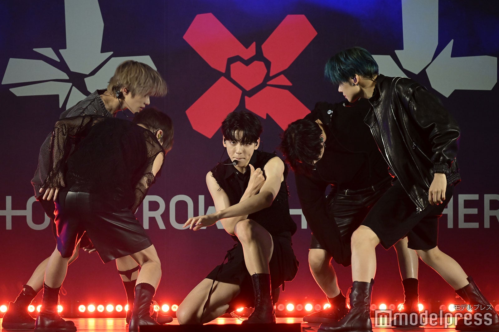 TOMORROW X TOGETHER（C）モデルプレス