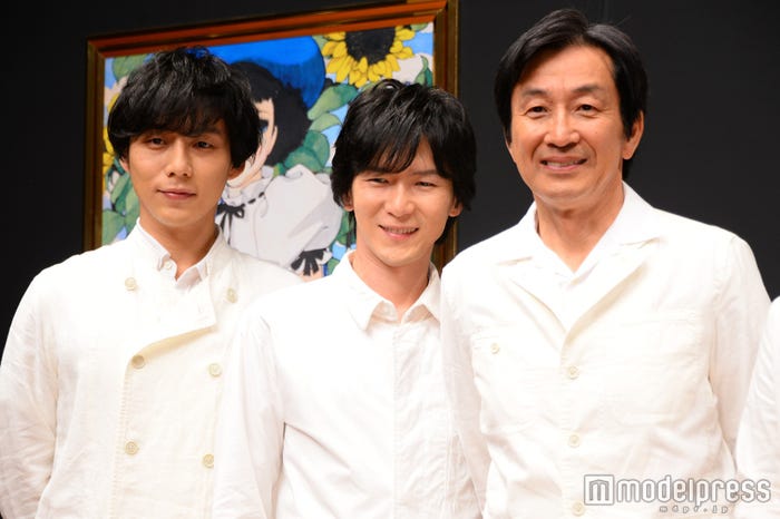 (左から)施鐘泰(JONTE)、金井勇太、佐戸井けん太(C)モデルプレス