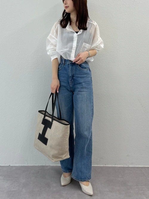 白