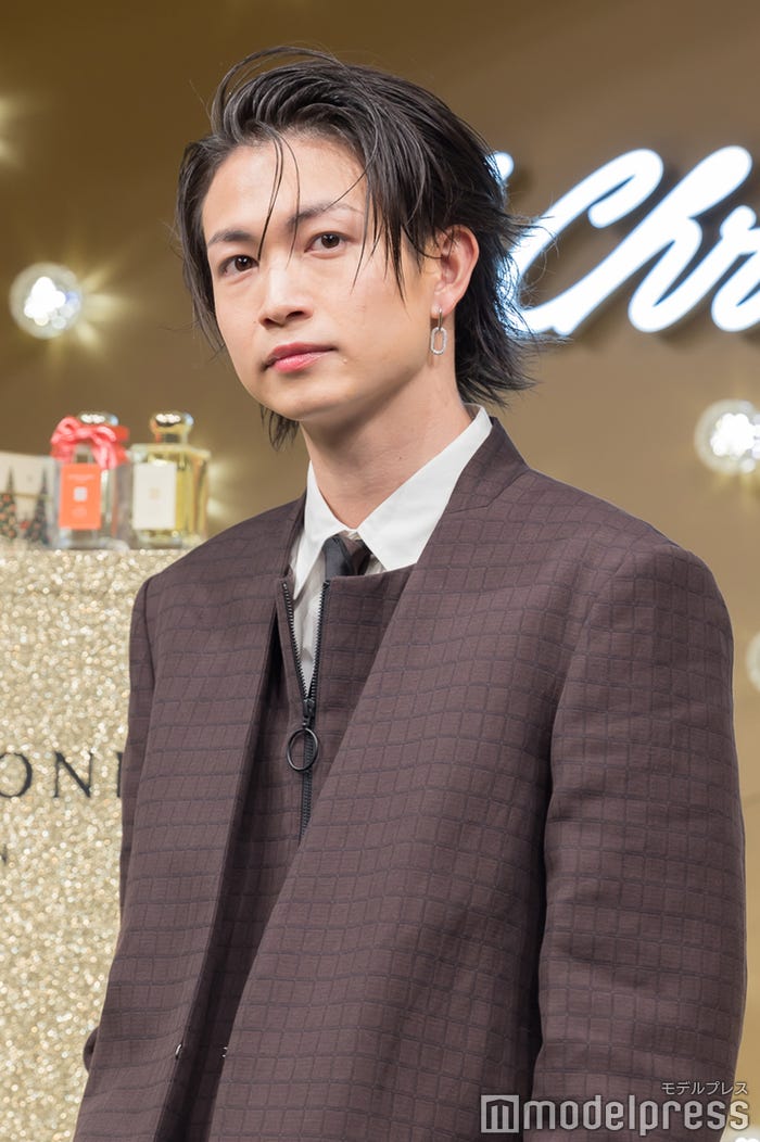 綱啓永(C)モデルプレス