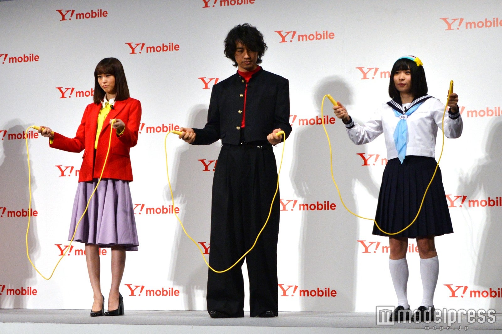 全員でリズムなわとび （C）モデルプレス