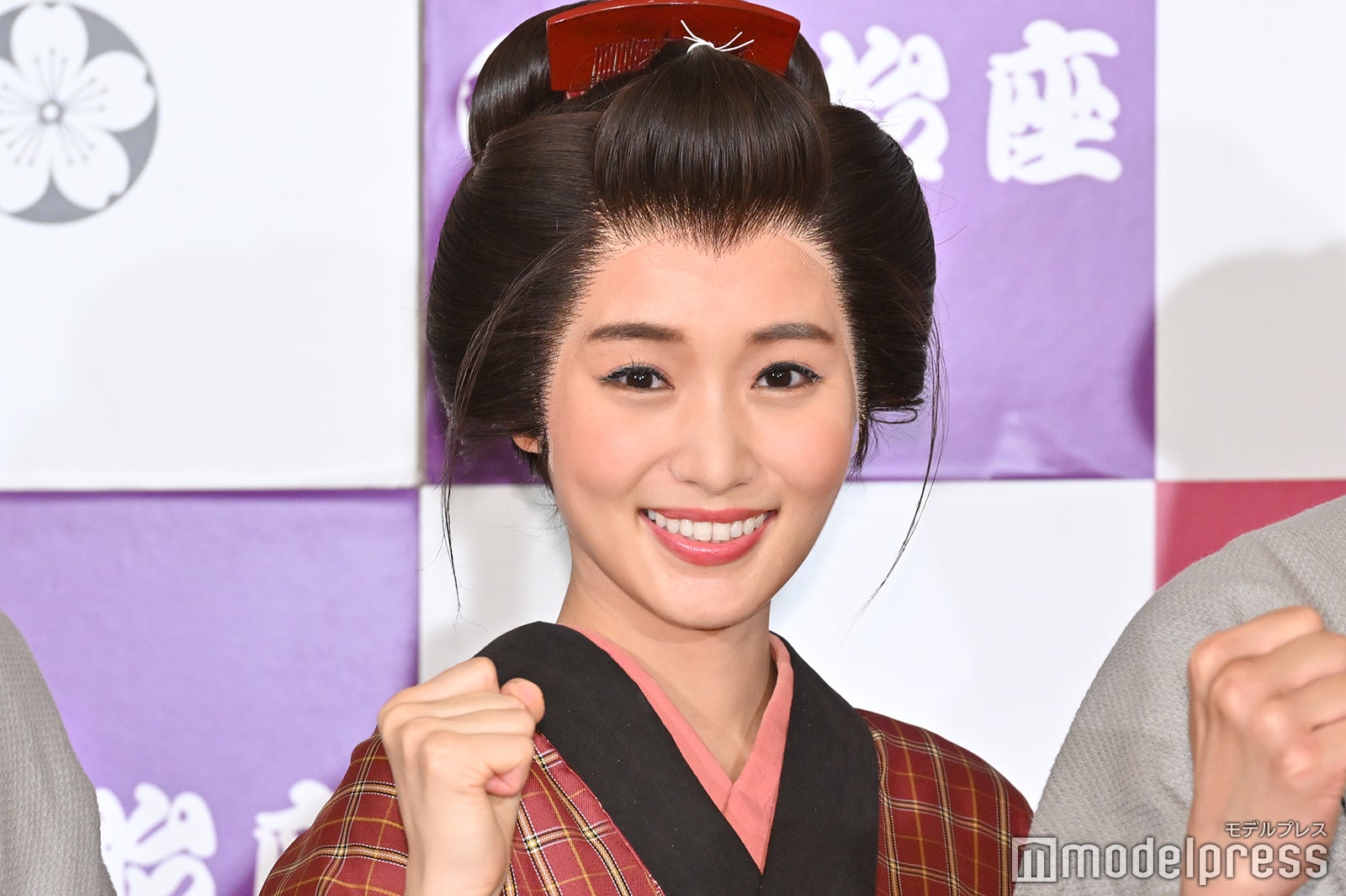 菅井友香、船越英一郎から“強さ”絶賛される「櫻坂って厳しいんだなって」＜赤ひげ＞