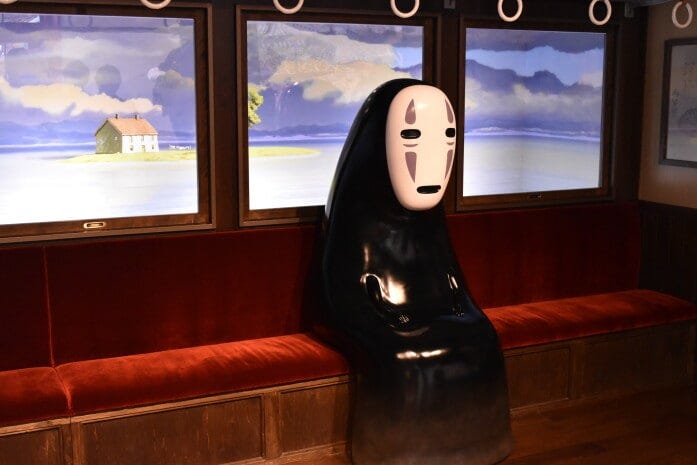 「ジブリのなりきり名場面展」。様々な作品の名場面が再現され、おなじみのキャラクターたちと一緒に写真を撮れる。（C）Studio Ghibli