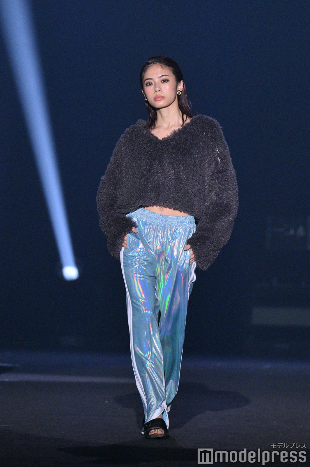 （C）モデルプレス