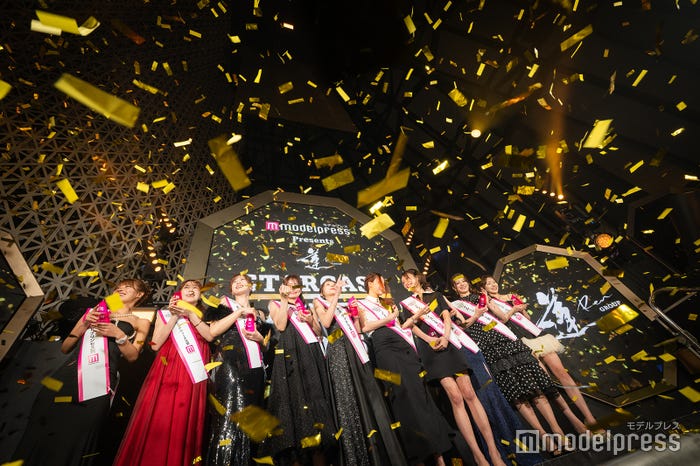「modelpress Presents REN GROUP STARCAST AWARD 2026」受賞者(左から)はるな、れい、えれな、せな、らん、しゅう、天宮りな、いの、ひかり、りこ(C)モデルプレス