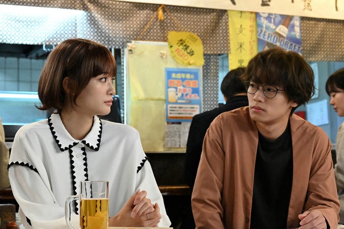 生見愛瑠、川村壱馬「セクシー田中さん」第1話より(C)日本テレビ