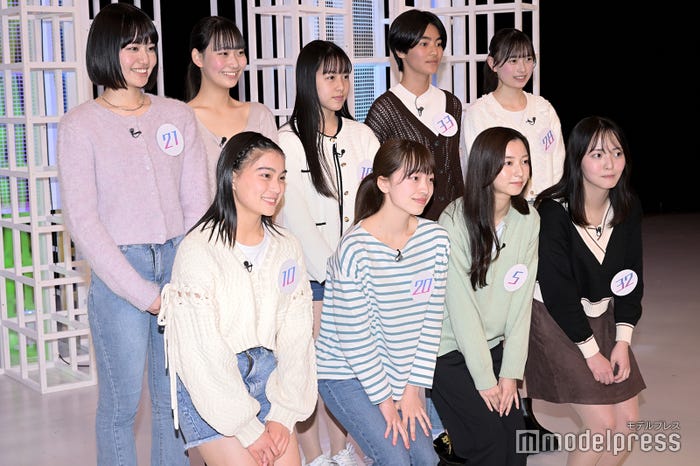 (上段左から)栗原一菜、和多田萌衣、安藤帆花、岸本小雪、大和奈央(下段左から)坂本彩、宮治果緒、間鍋春希、樋口琴美 (C)モデルプレス