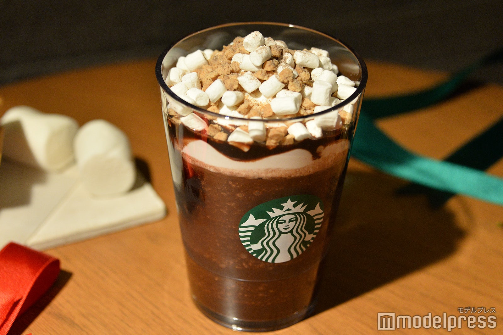 スモア チョコレート フラペチーノ（C）モデルプレス