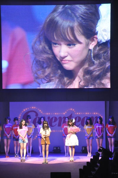 桐谷美玲の卒業式風景