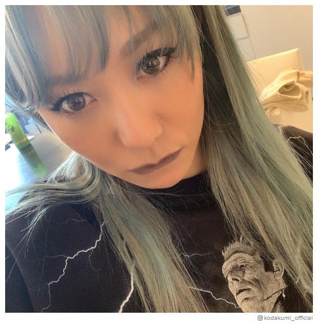 倖田來未、バブルガムブルー＆前髪カットでイメチェン「新鮮」「真似したい」と反響