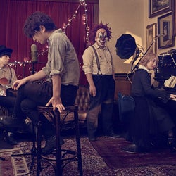 SEKAI NO OWARI、「リアル脱出ゲーム」と初コラボ 夜の遊園地でイベント開催
