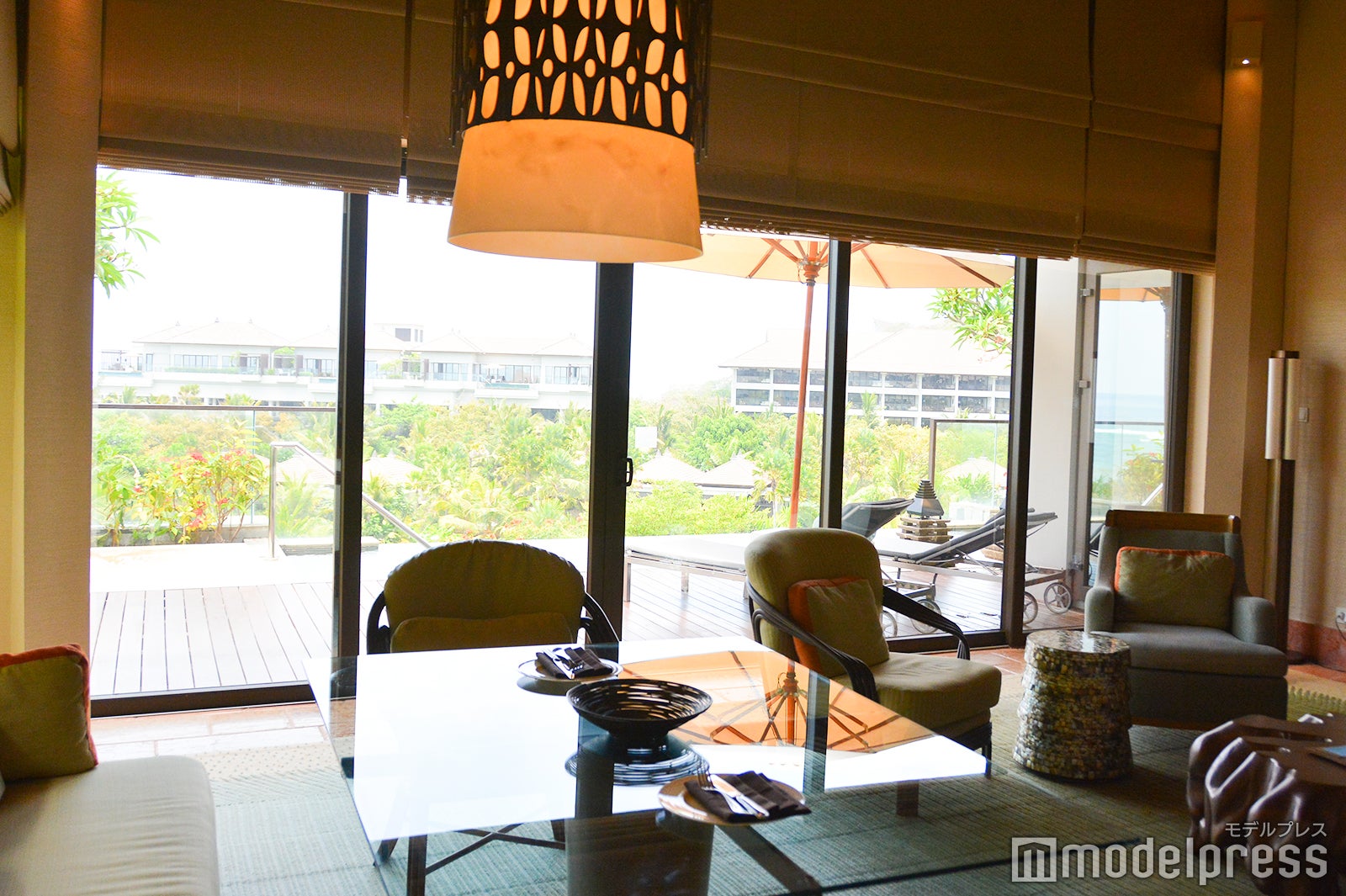 スカイヴィラ プライベートプール（C）モデルプレス