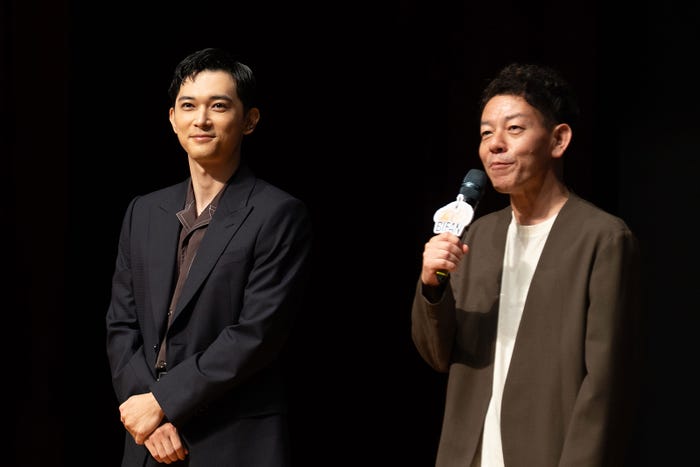 吉沢亮、浜崎慎治監督「第29回 富川国際ファンタスティック映画祭」(C)2025「ババンババンバンバンパイア」製作委員会(C)奥嶋ひろまさ(秋田書店)2022