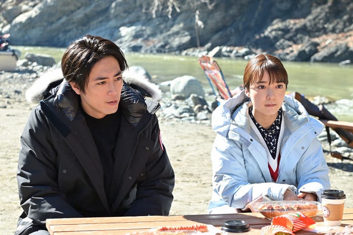 間宮祥太朗、上白石萌音「オー!マイ・ボス!恋は別冊で」第7話より(C)TBS