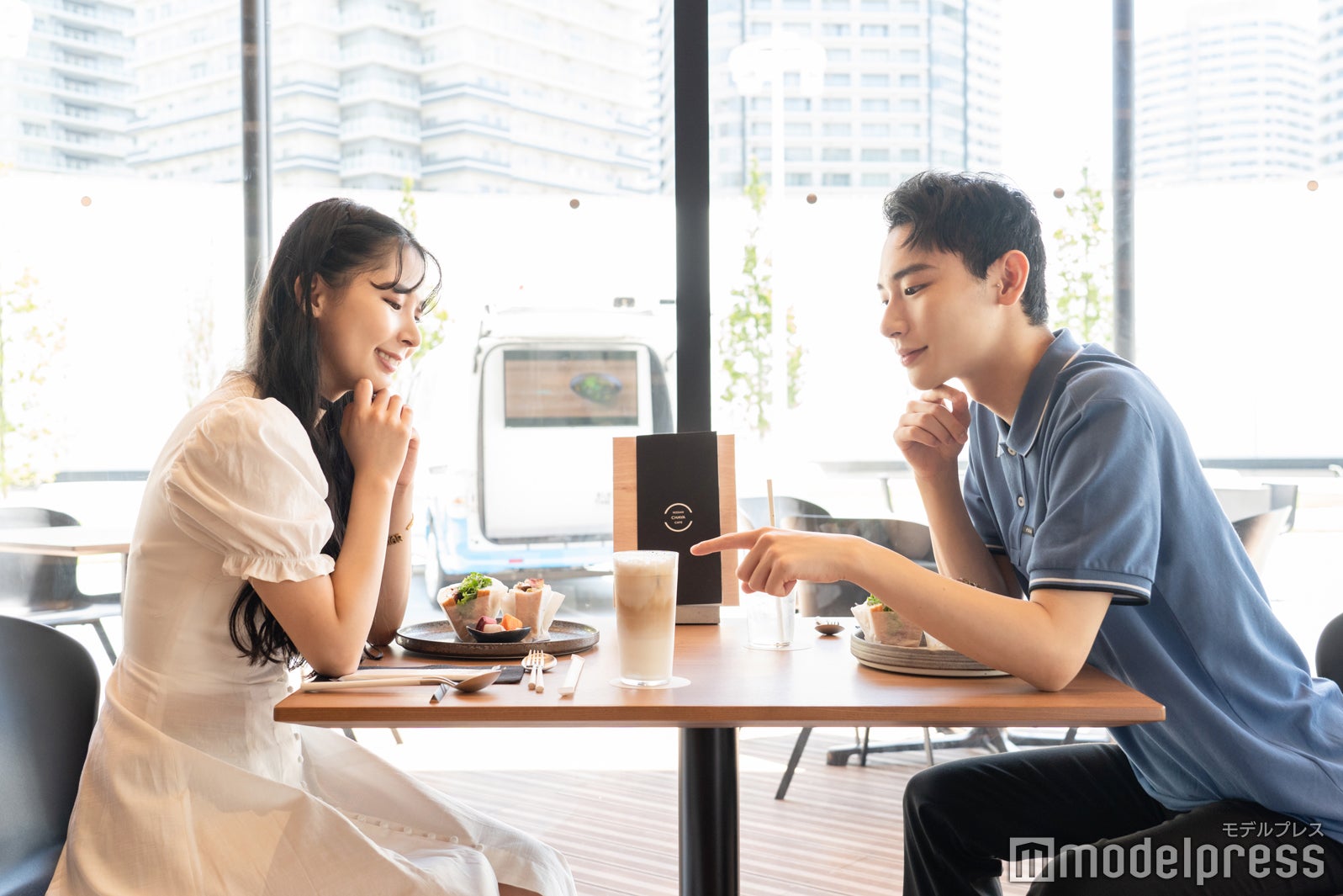 （C）モデルプレス