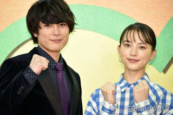 間宮祥太朗、清原果耶 (C)モデルプレス