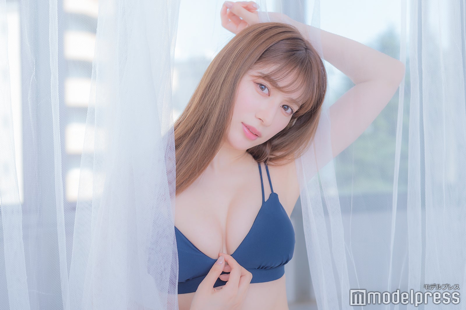 雪平莉左（C）モデルプレス