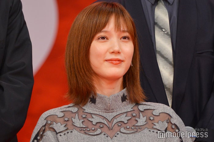 本田翼 前髪の セルフカット 報告に 天使 可愛すぎる の声殺到 モデルプレス