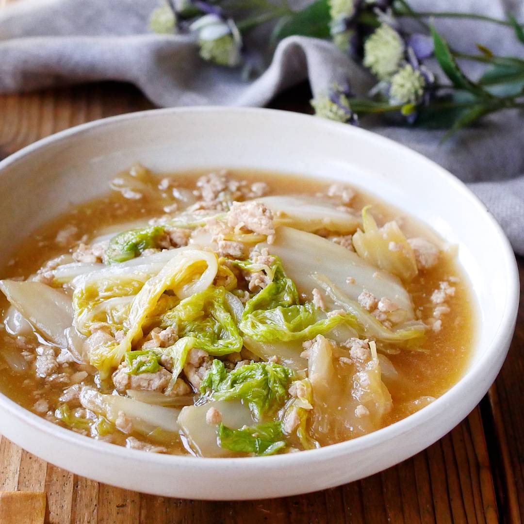 とろ〜りあんが絡む。白菜のしょうがそぼろ煮