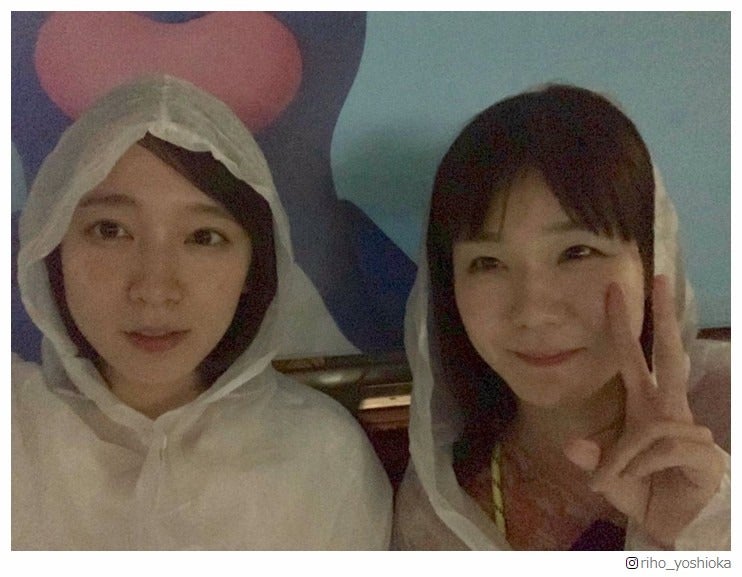 吉岡里帆、Suchmosライブに参戦「雨まで音とリンクしてるようなライブだった」