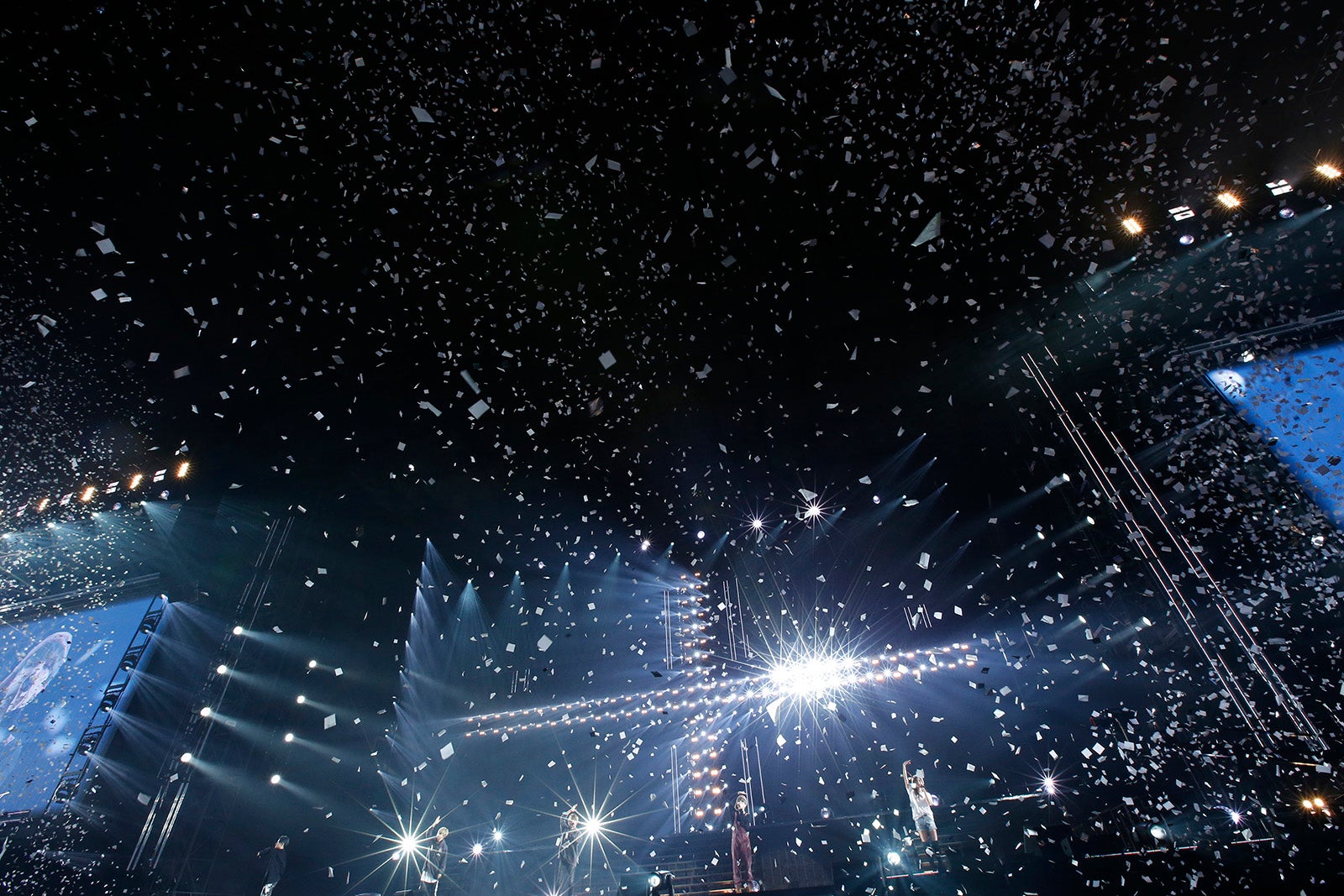 AAA（画像提供：avex）