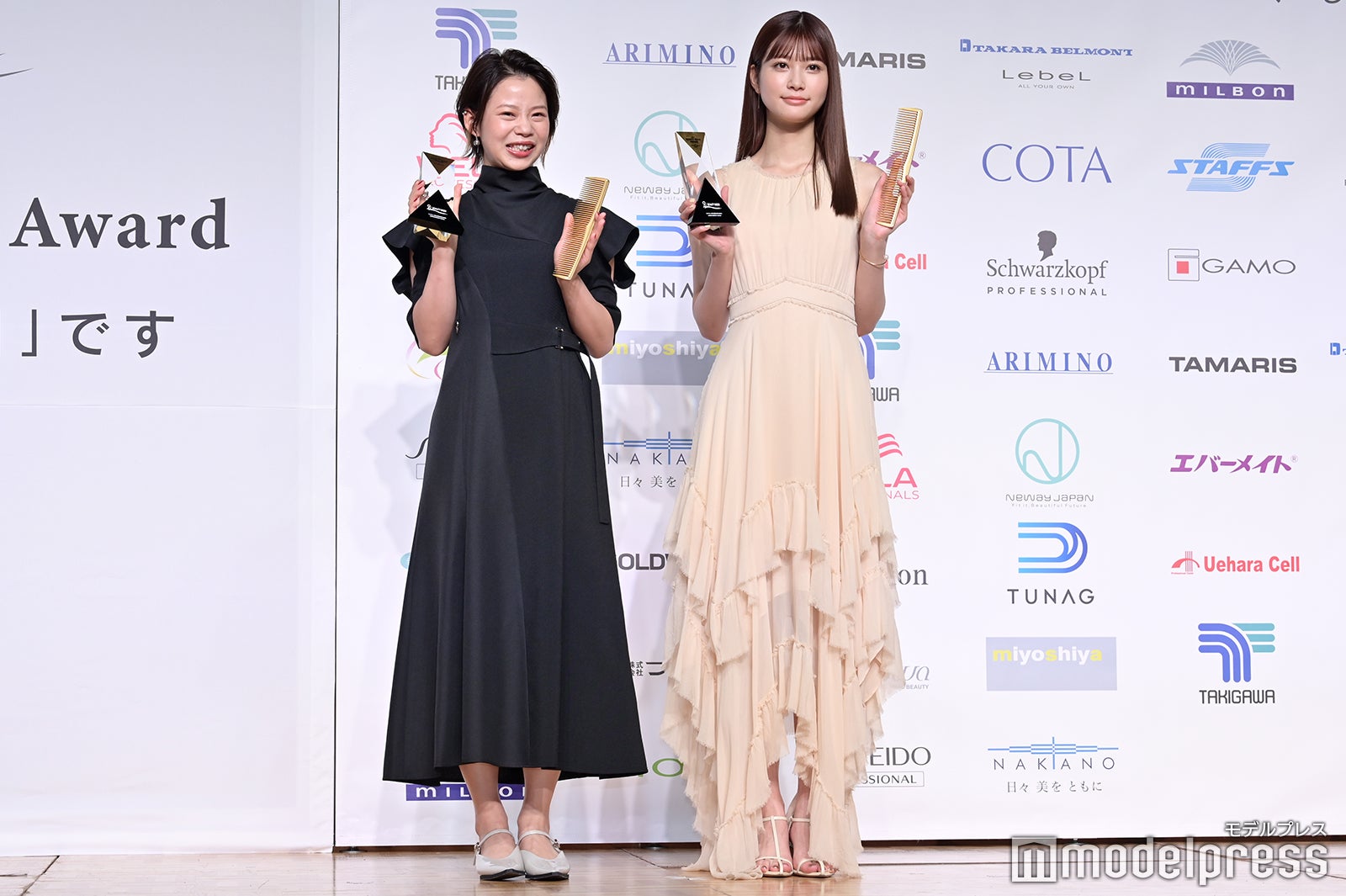 高木菜那、生見愛瑠（C）モデルプレス