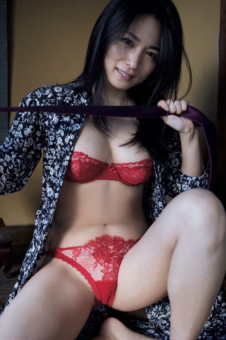 川村ゆきえ　エロ 