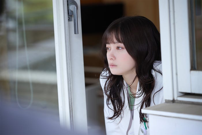 橋本環奈「天久鷹央の推理カルテ」第5話(C)テレビ朝日