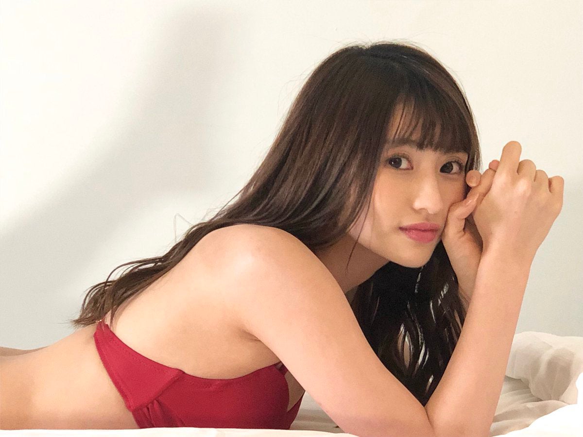 「モンスターハウス」でクロちゃんをフッた莉音とは？抜群ビジュアルでグラビアで活躍