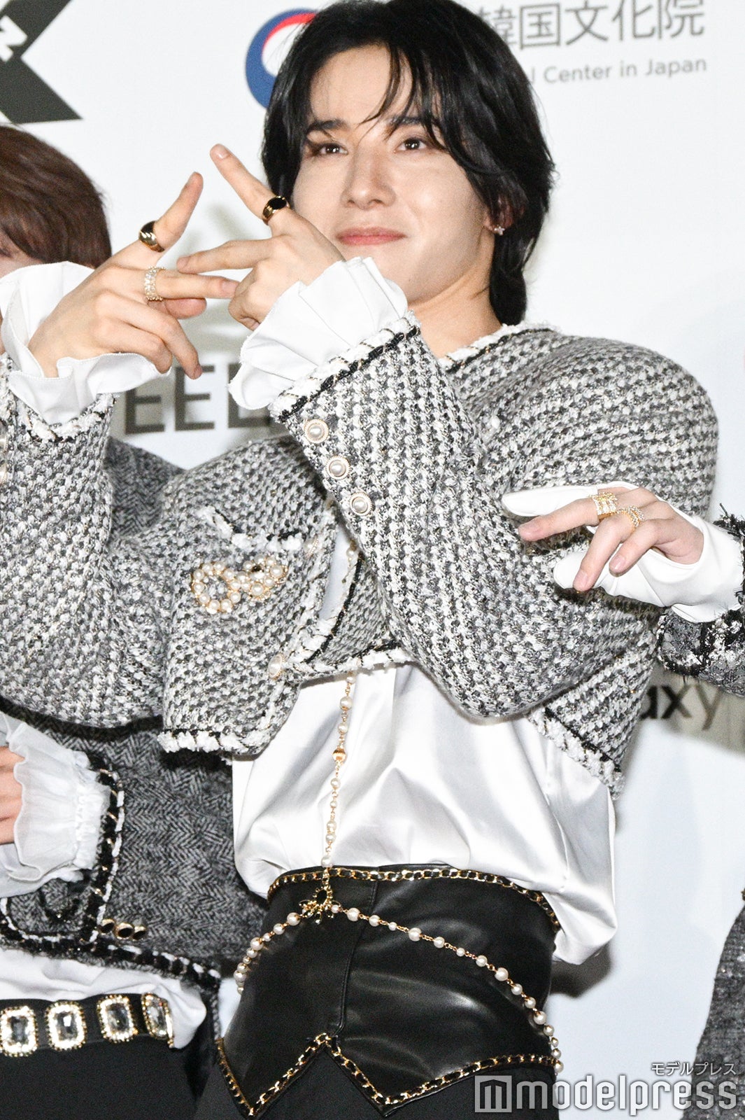 最後まで笑顔でポーズする佐藤景瑚（C）モデルプレス