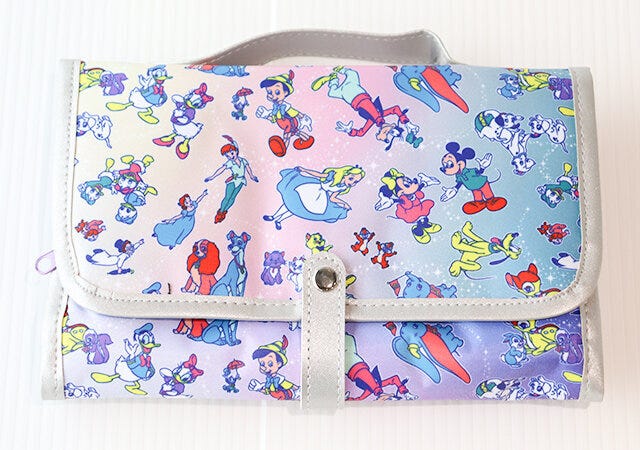 ディズニー100 多機能ポーチ ムック本 ムック 付録 人気 おすすめ オススメ 宝島社 宝島 レビュー 便利 優秀 当たり 最高 2023 ディズニー100 多機能ポーチ ポーチ ディズニー disney ディズニーグッズ